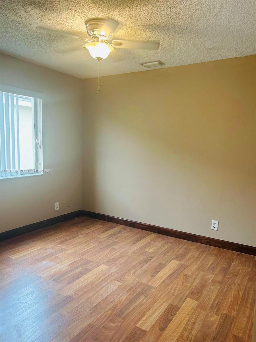 1455 Mira Vista Cir