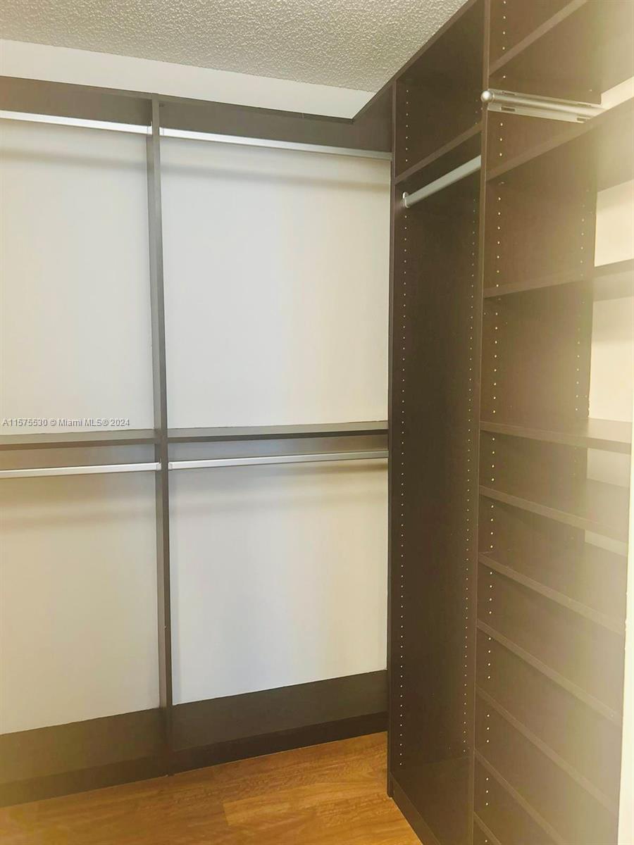 1455 Mira Vista Cir