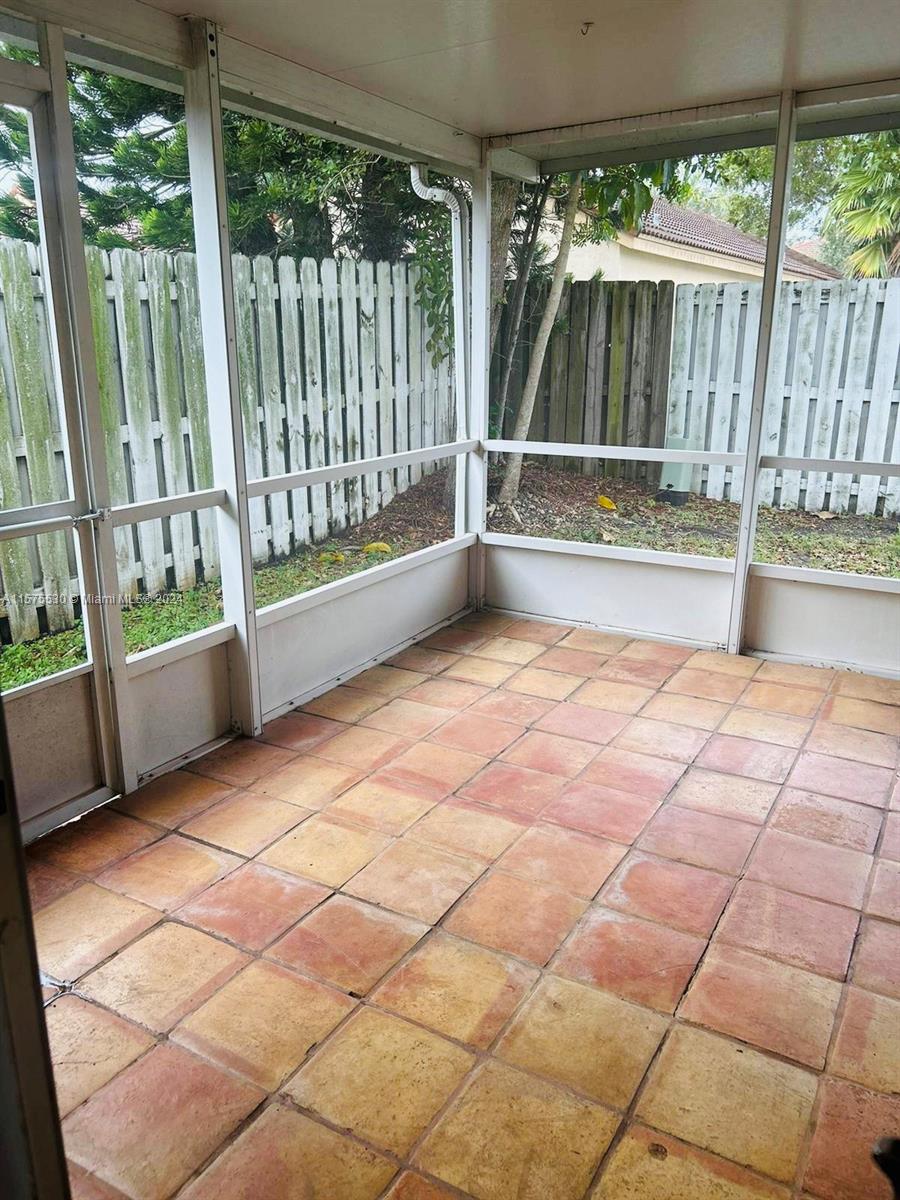 1455 Mira Vista Cir