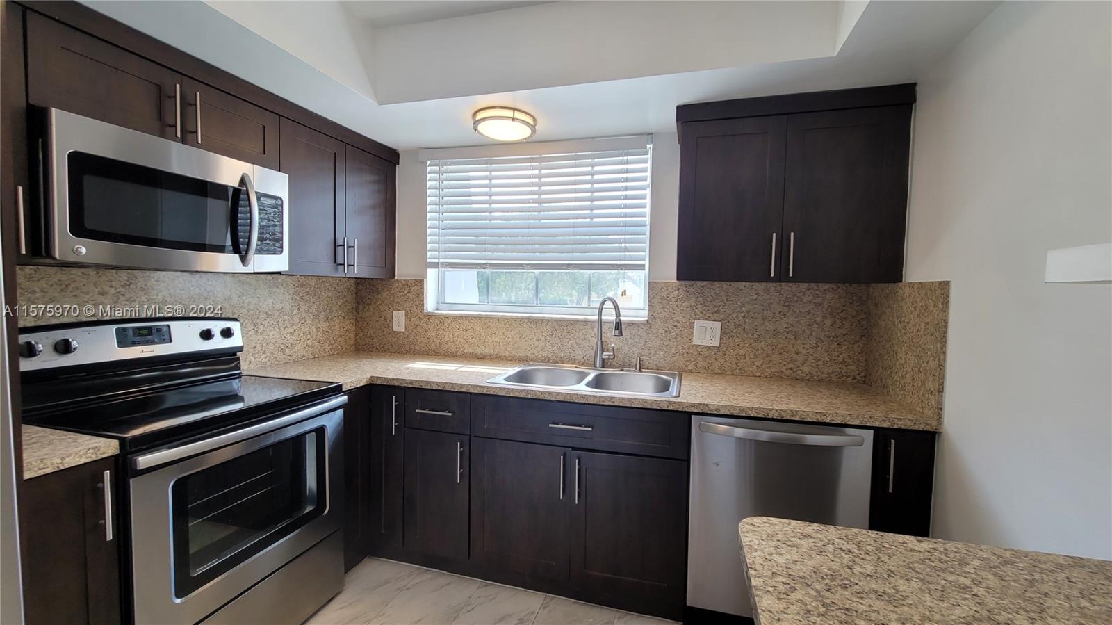 400 NW 70th Ave # 214