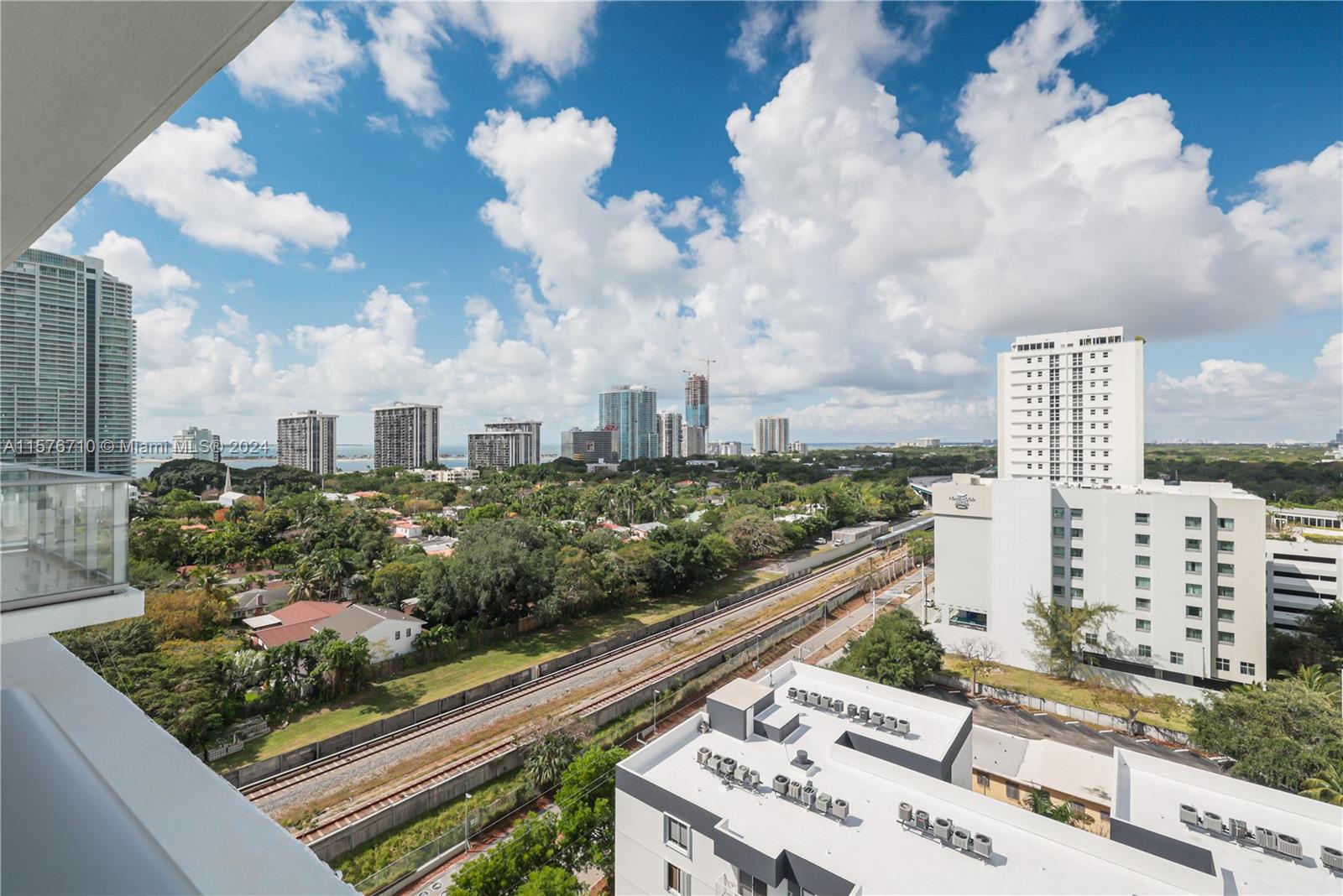 1600 SW 1st Ave # 1202