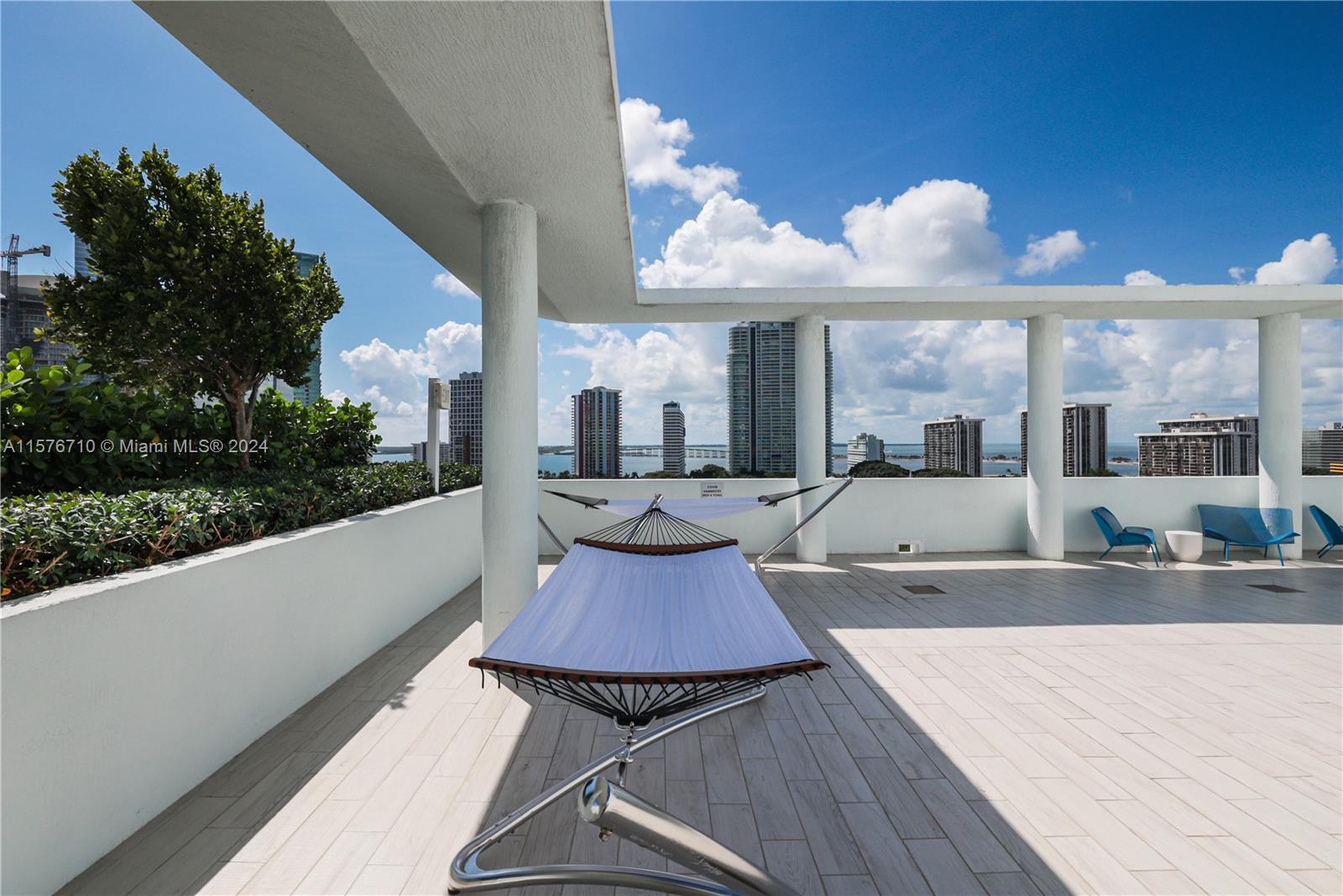 1600 SW 1st Ave # 1202