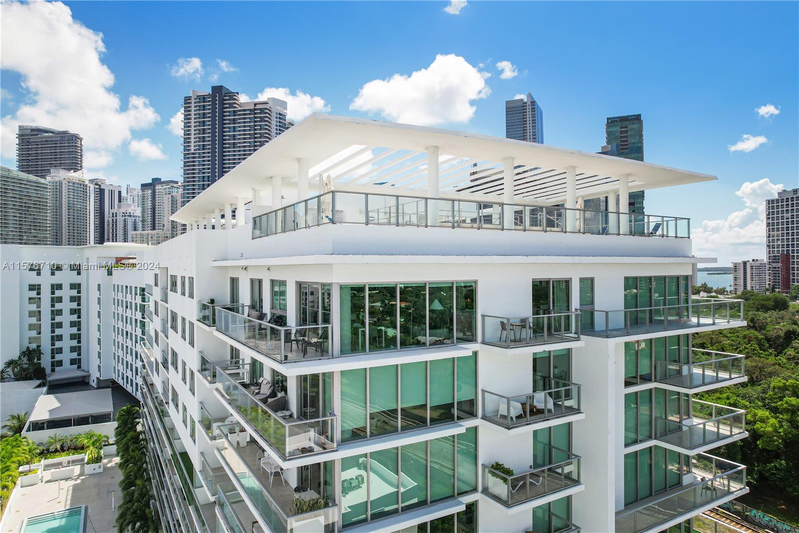 1600 SW 1st Ave # 1202