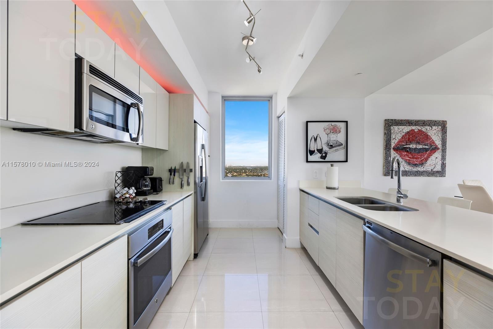 2600 E Hallandale Beach Blvd Unit: T2902