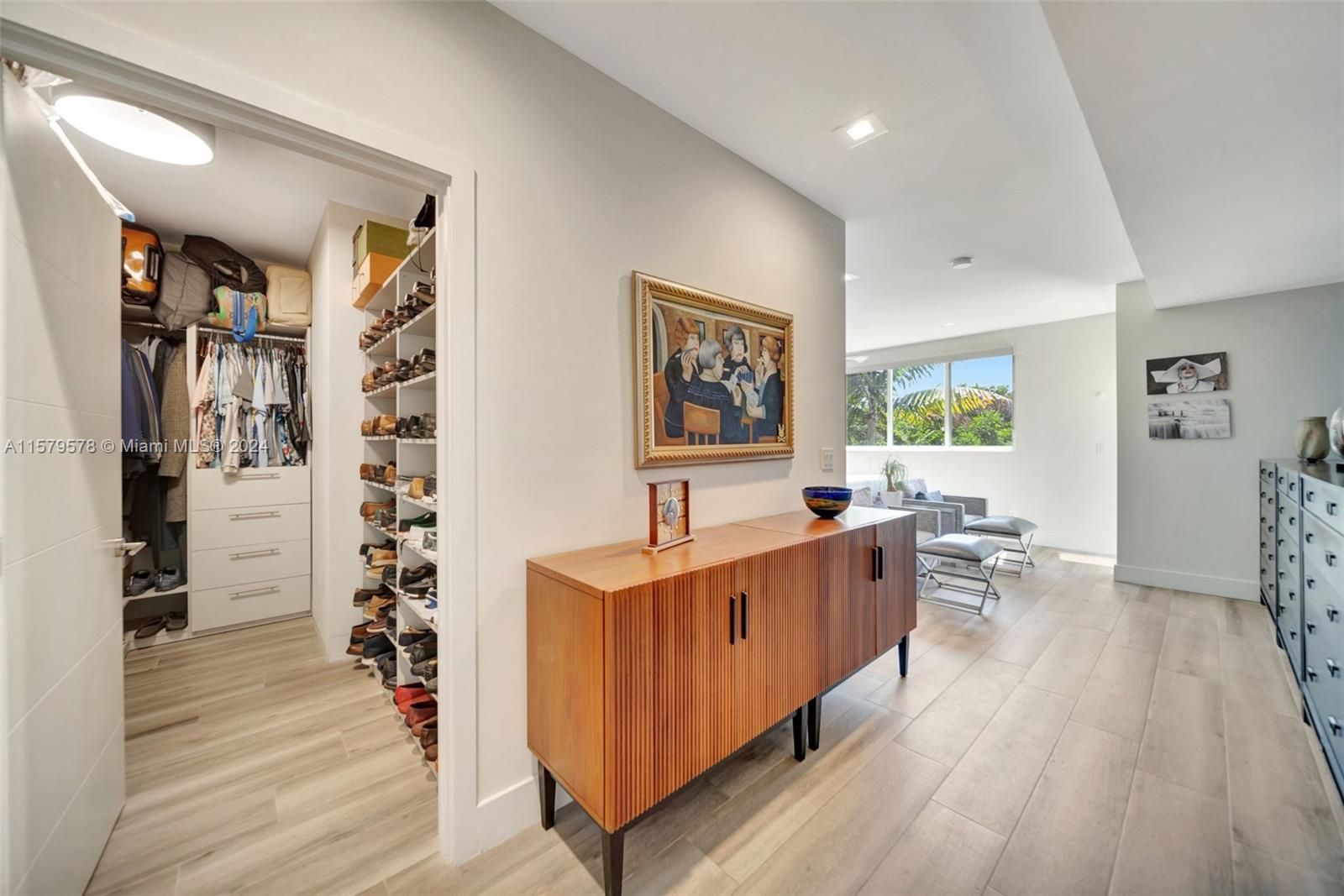 1117 NE 16th Ave # 1117