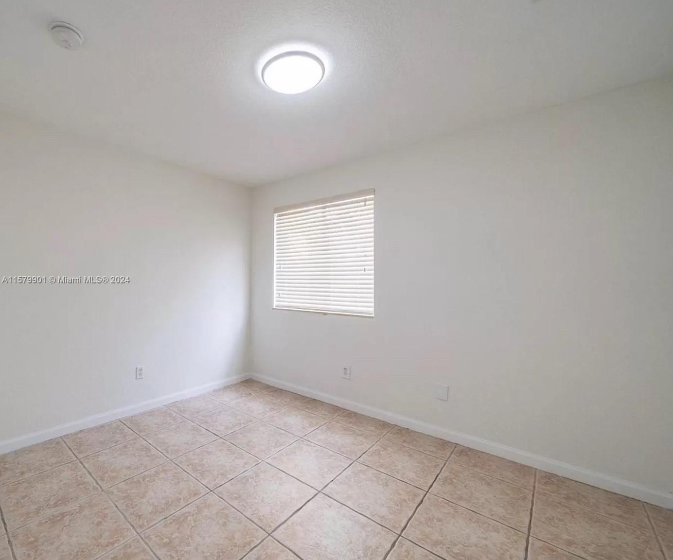 2802 SE 16th Ave # 125