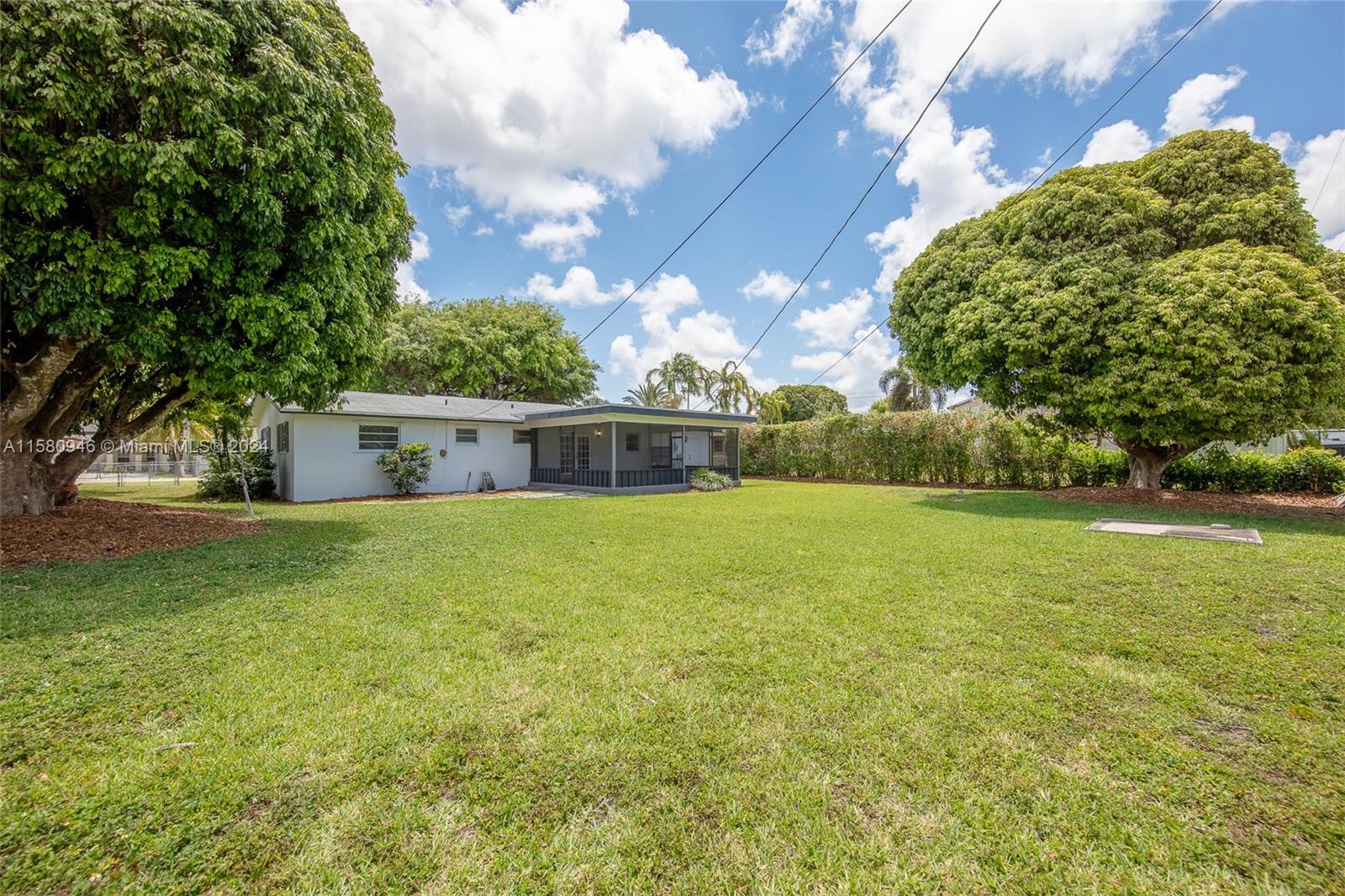 525 NW 14th St