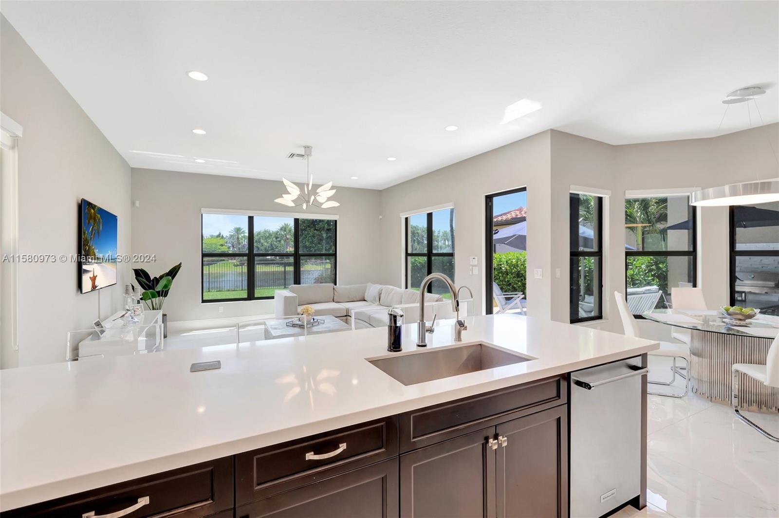 9331 Eden Roc Ct
