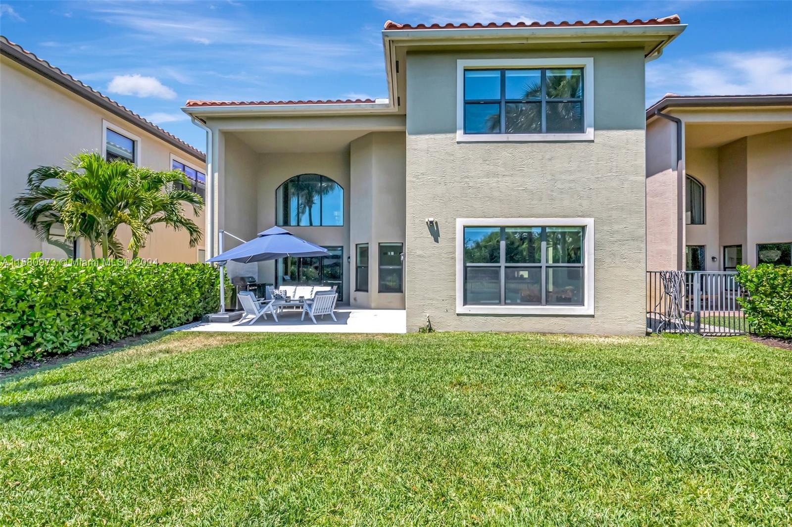 9331 Eden Roc Ct