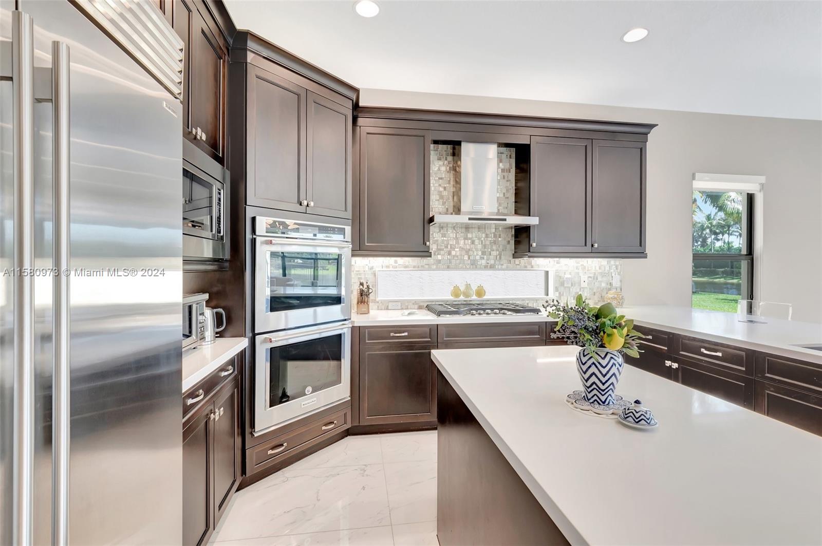 9331 Eden Roc Ct