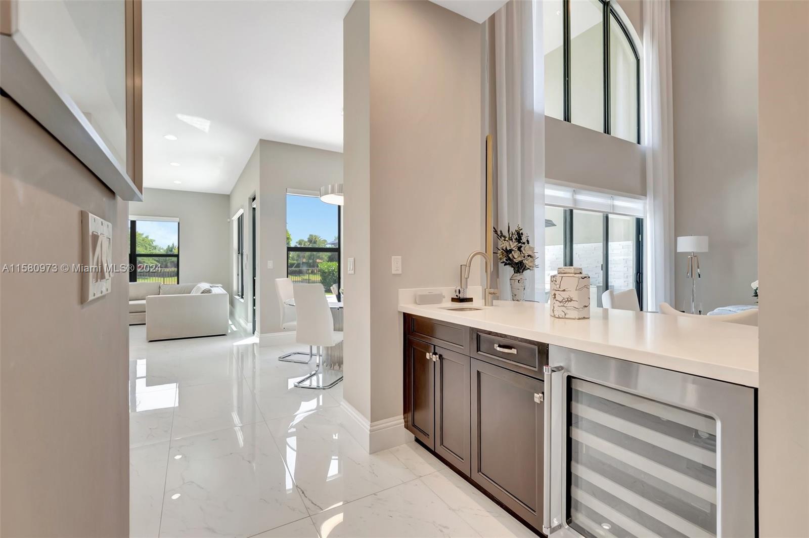9331 Eden Roc Ct