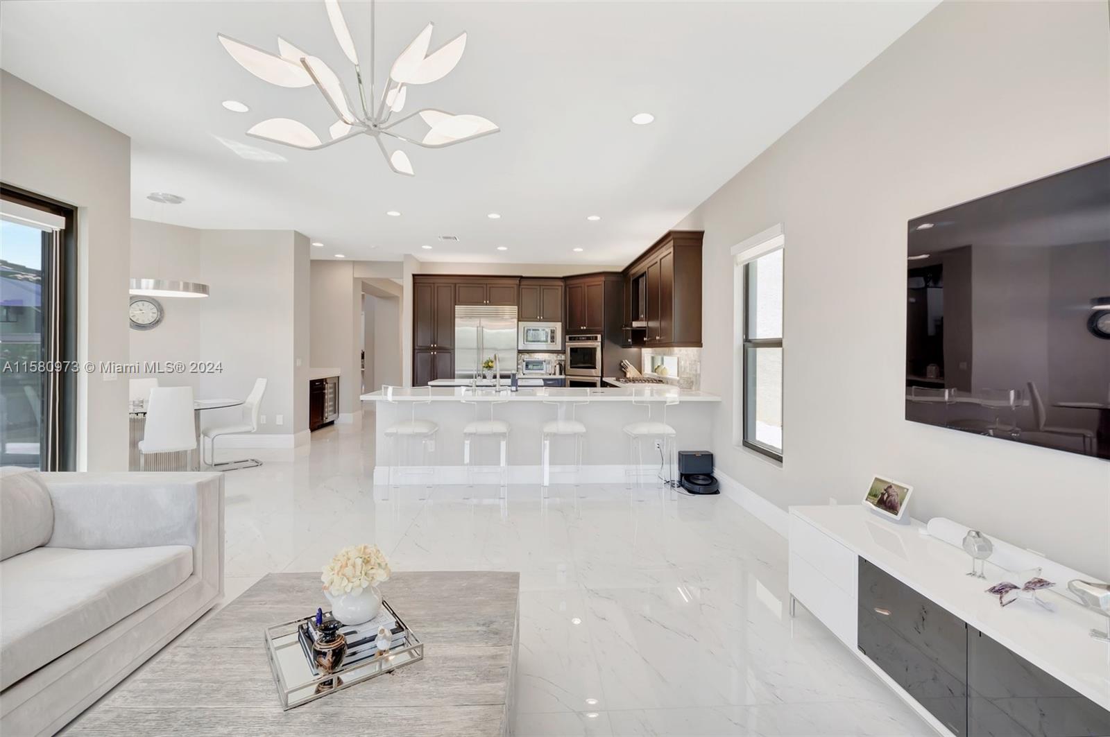 9331 Eden Roc Ct