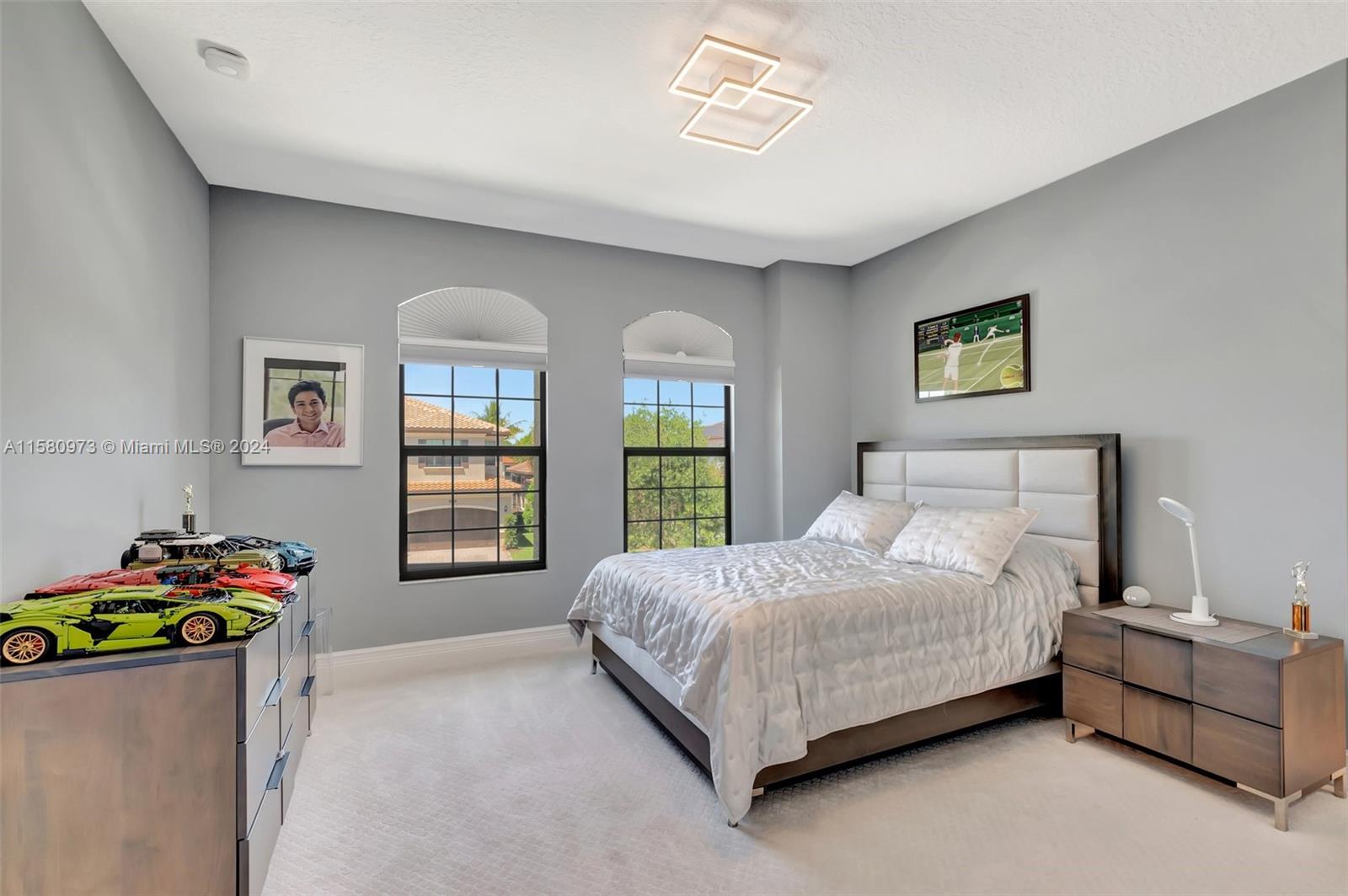 9331 Eden Roc Ct