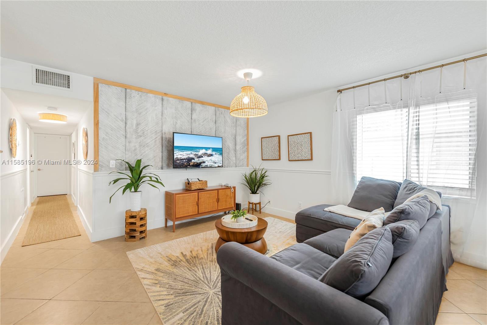 716 SW 14th Ct