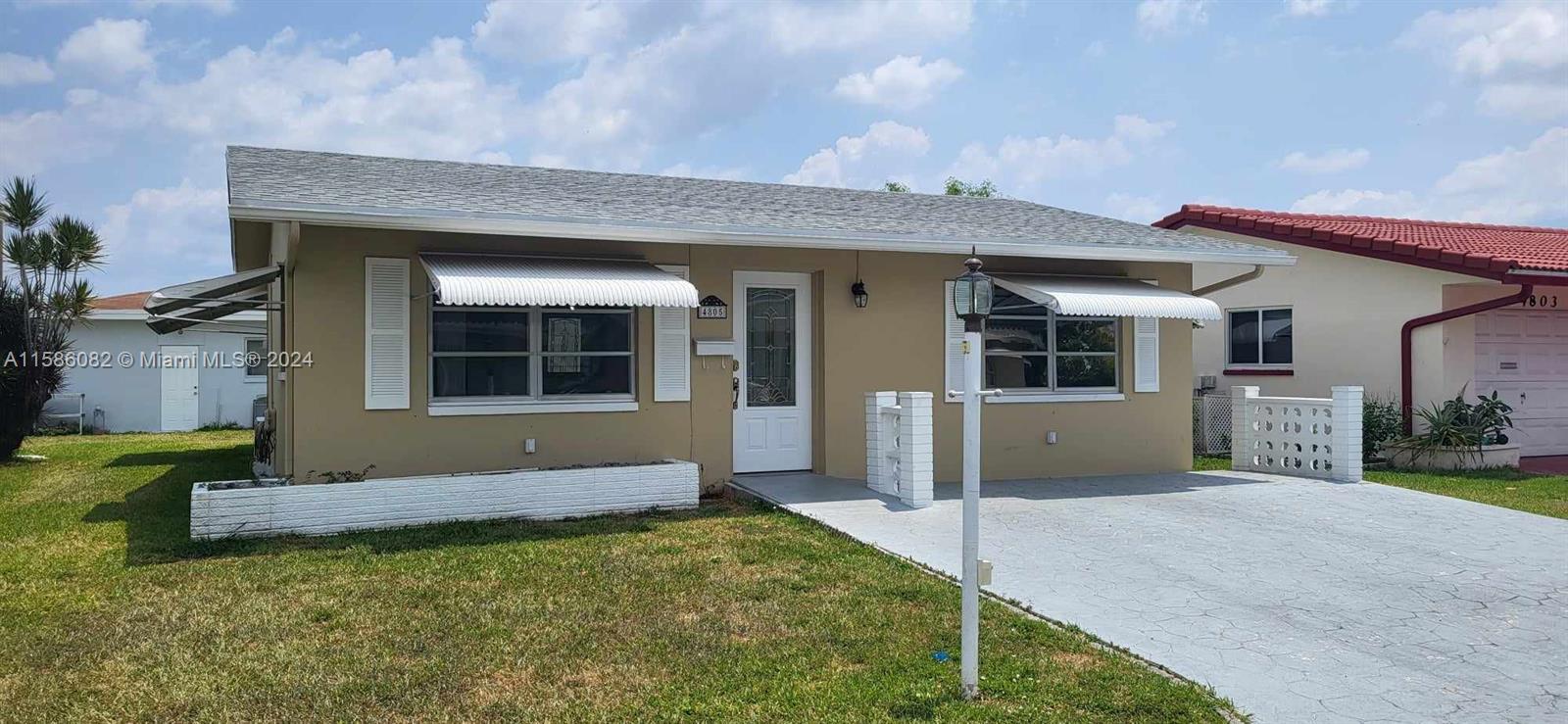 4805 NW 49th Ct