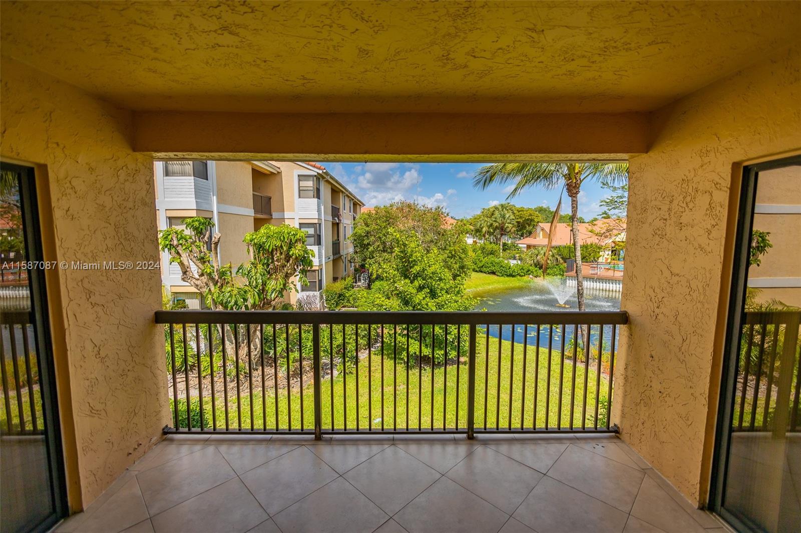 5681 Riverside Dr Unit: 205A6
