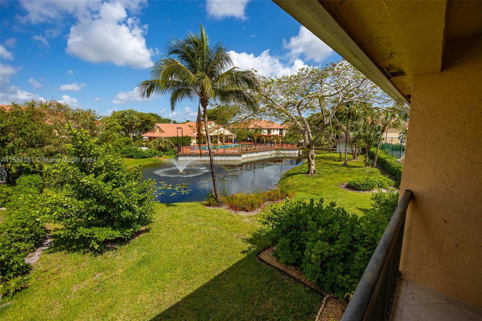 5681 Riverside Dr Unit: 205A6