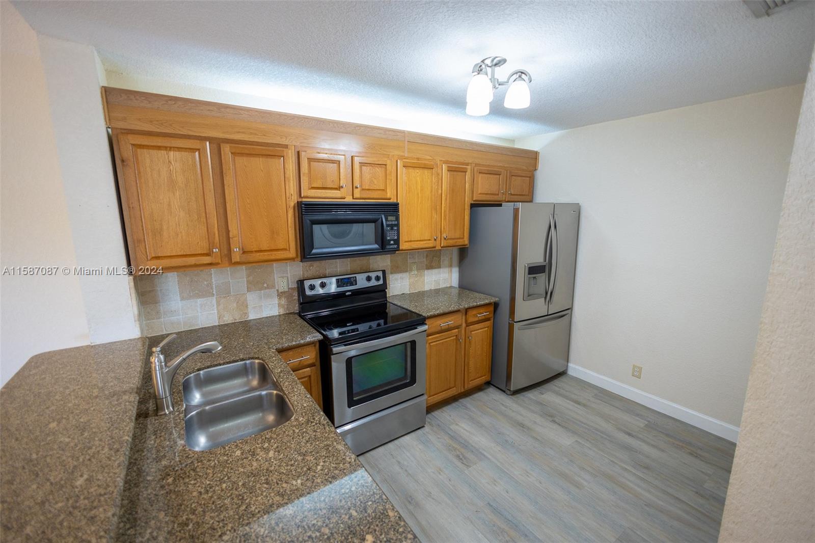 5681 Riverside Dr Unit: 205A6