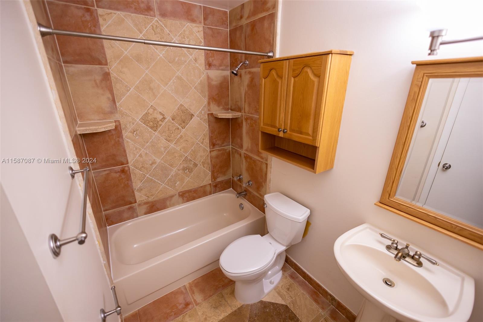 5681 Riverside Dr Unit: 205A6