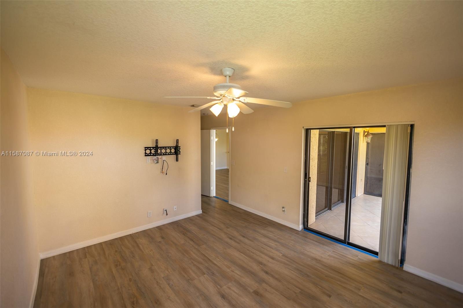 5681 Riverside Dr Unit: 205A6