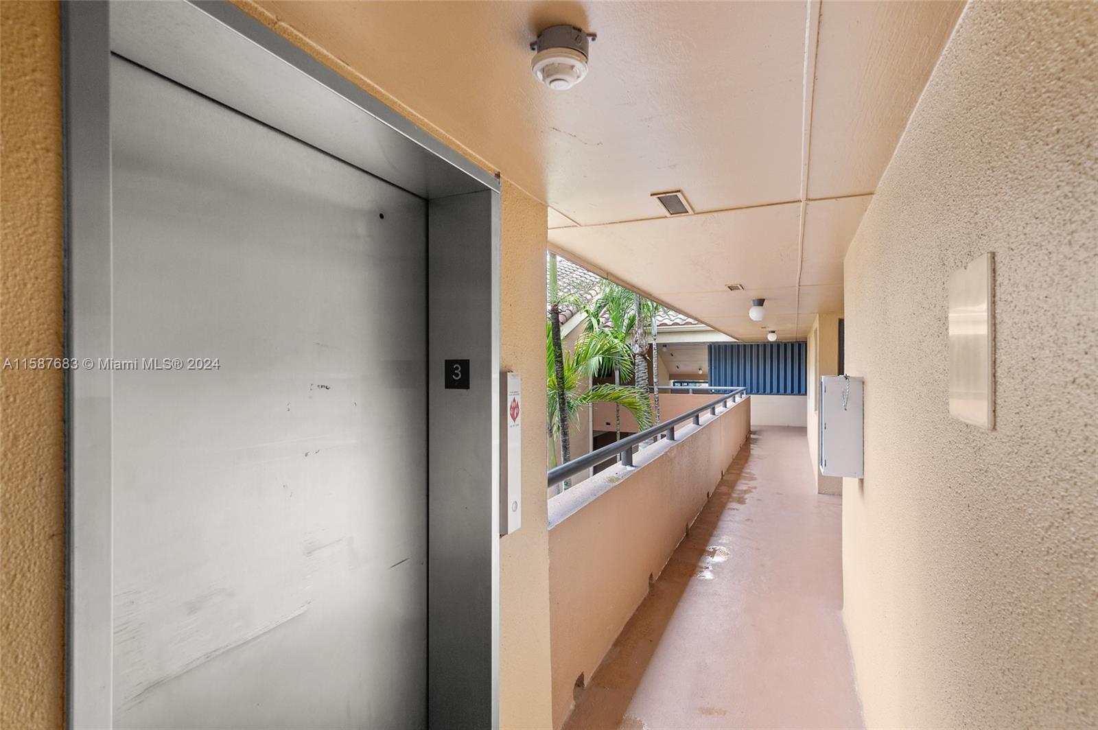 15535 Miami Lakeway N # 305