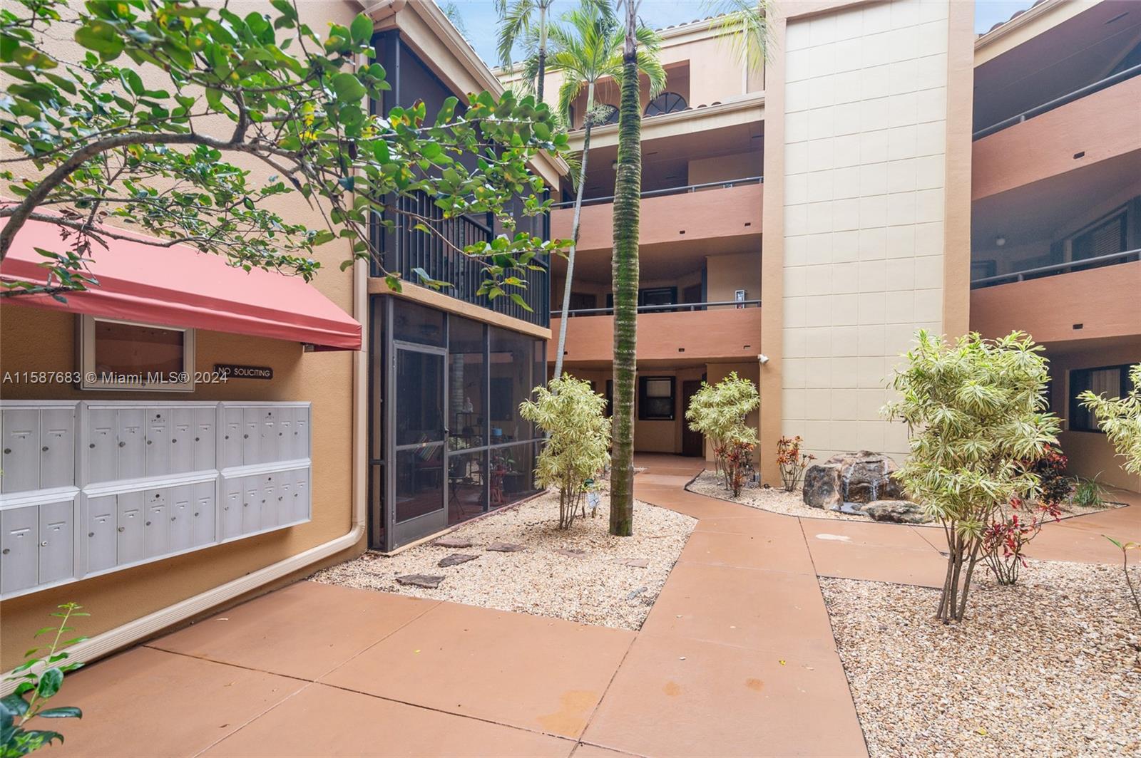 15535 Miami Lakeway N # 305