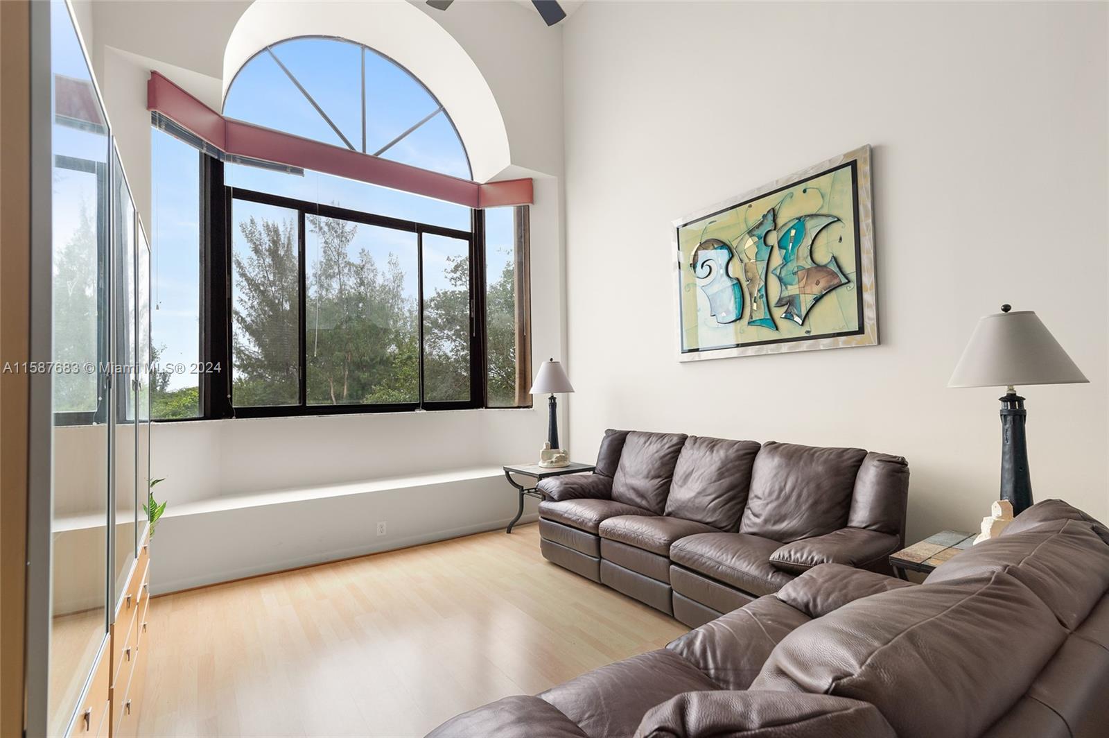 15535 Miami Lakeway N # 305