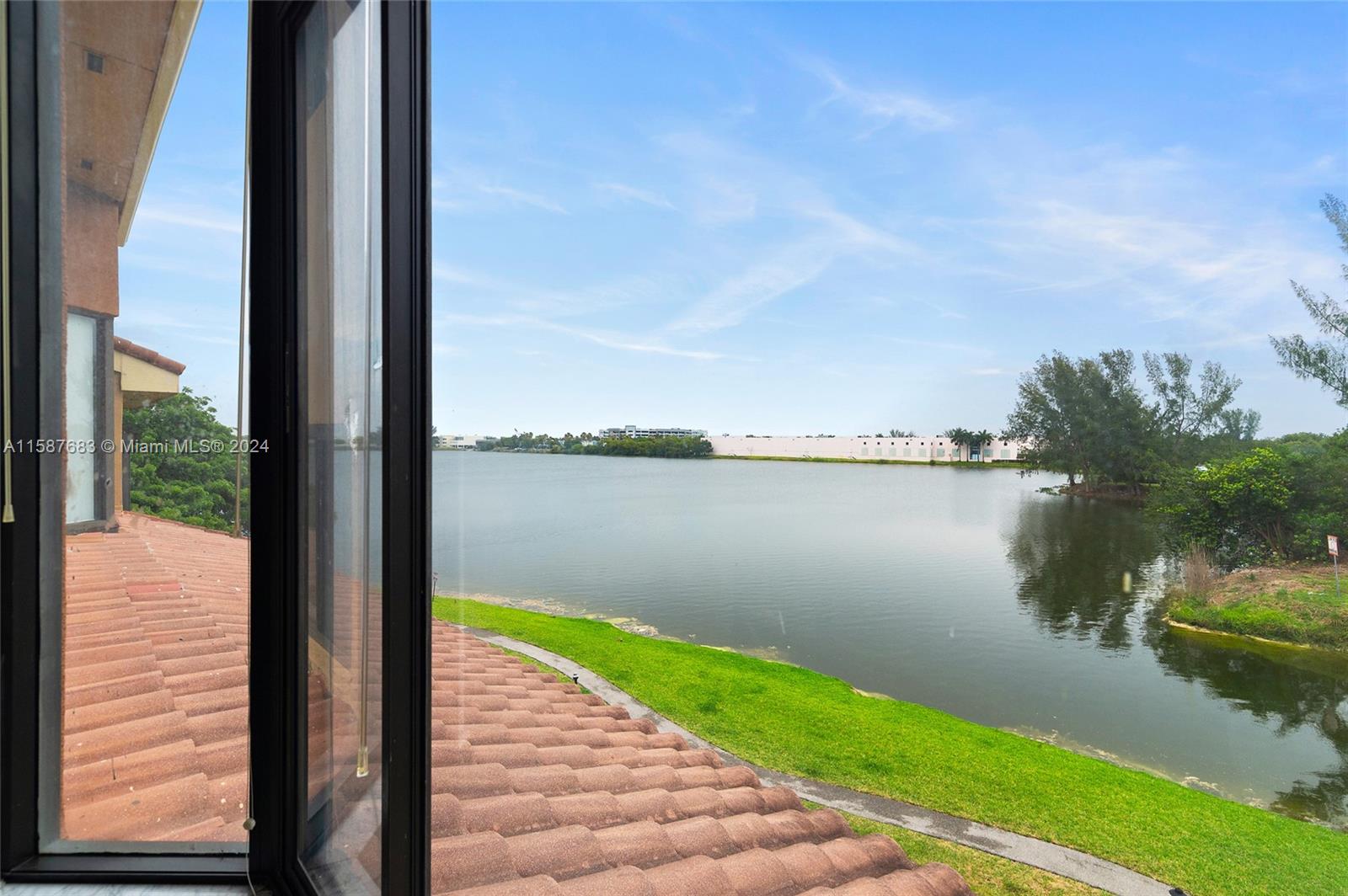 15535 Miami Lakeway N # 305