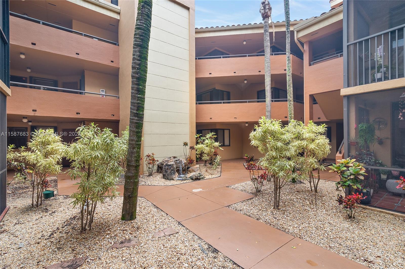 15535 Miami Lakeway N # 305