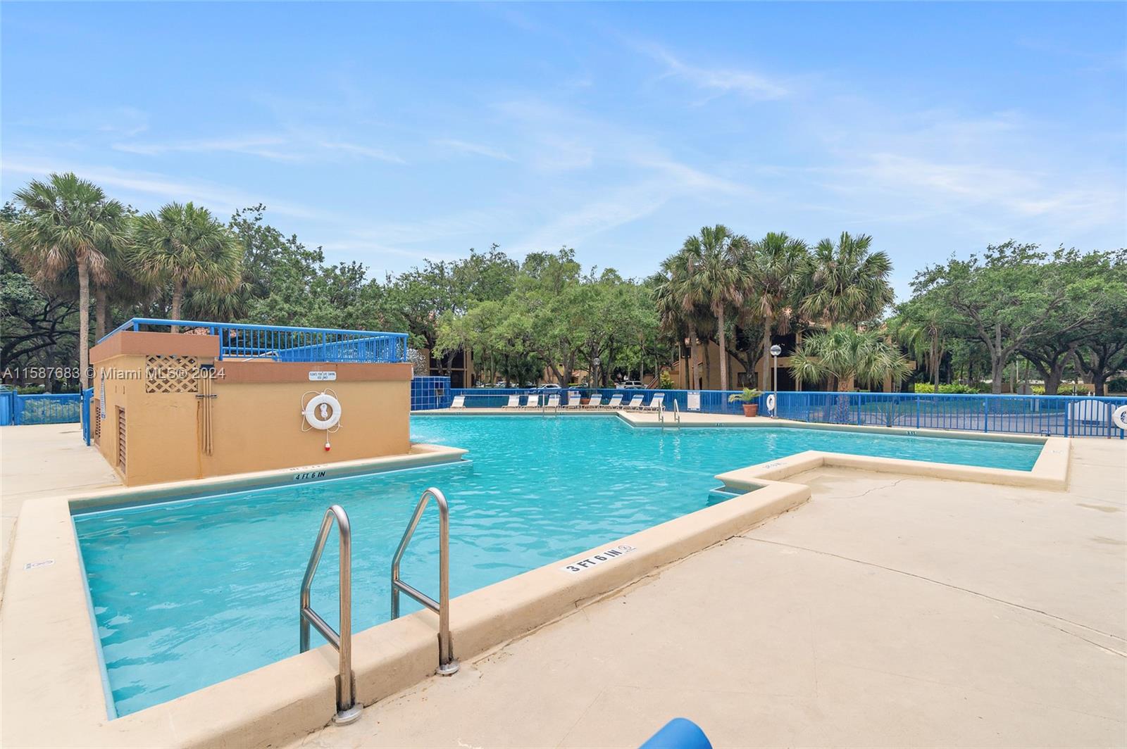 15535 Miami Lakeway N # 305