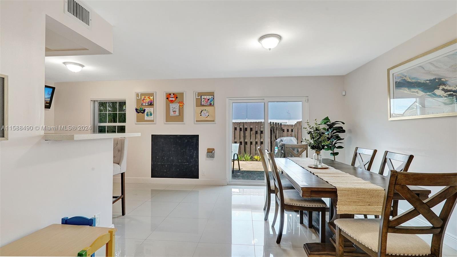 1829 SW 81st Ter # 19 Unit: 5-19