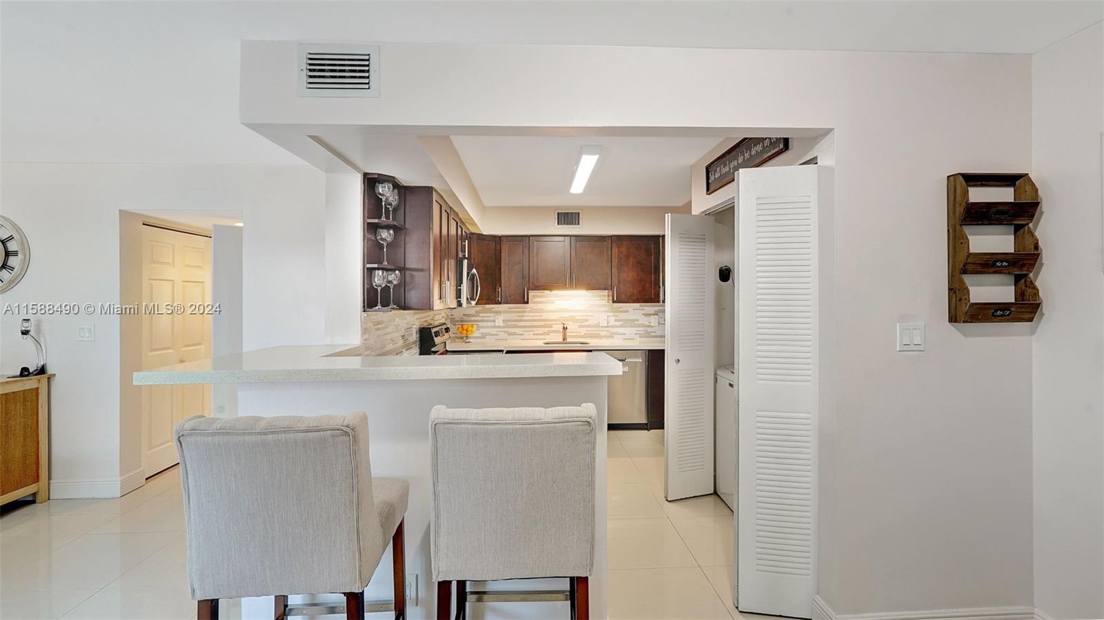 1829 SW 81st Ter # 19 Unit: 5-19
