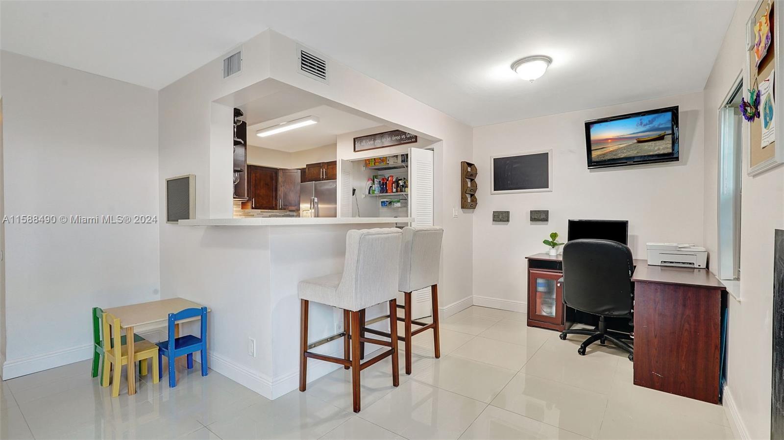 1829 SW 81st Ter # 19 Unit: 5-19