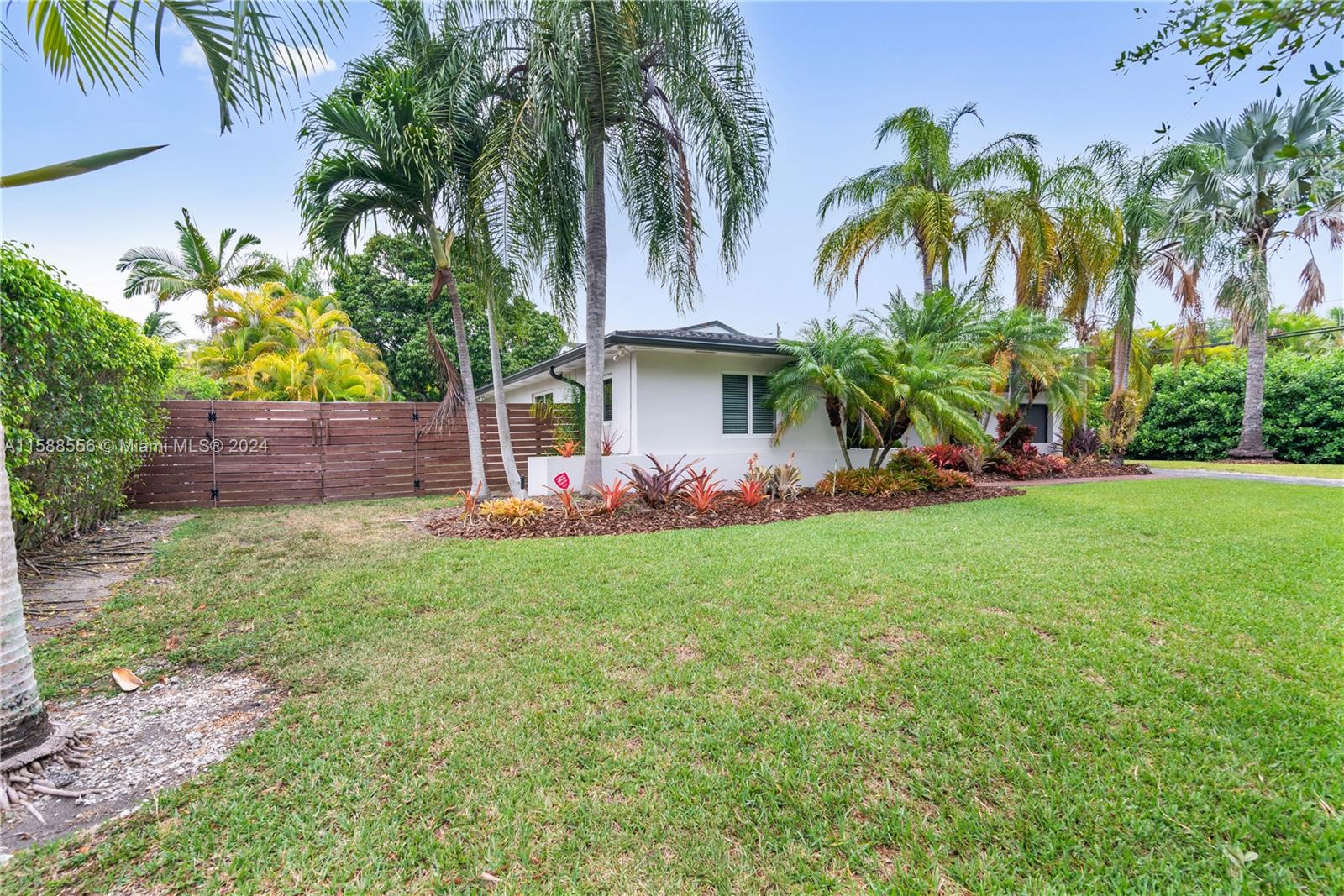 15620 SW 87th Ave
