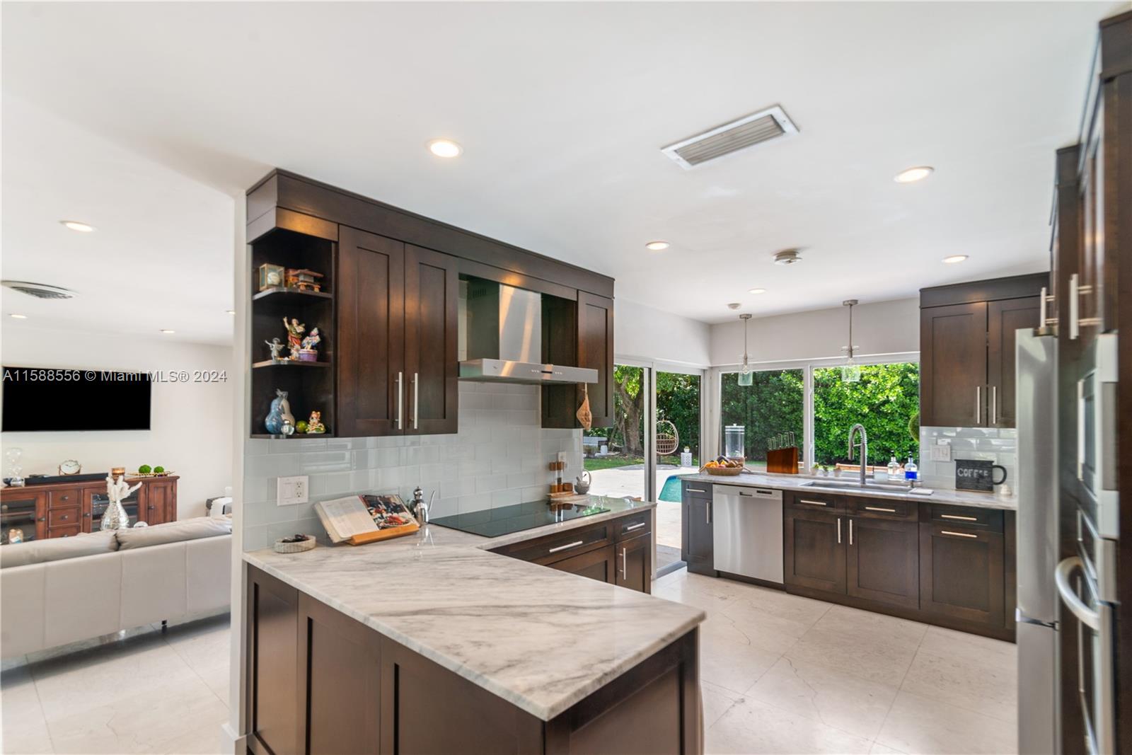 15620 SW 87th Ave