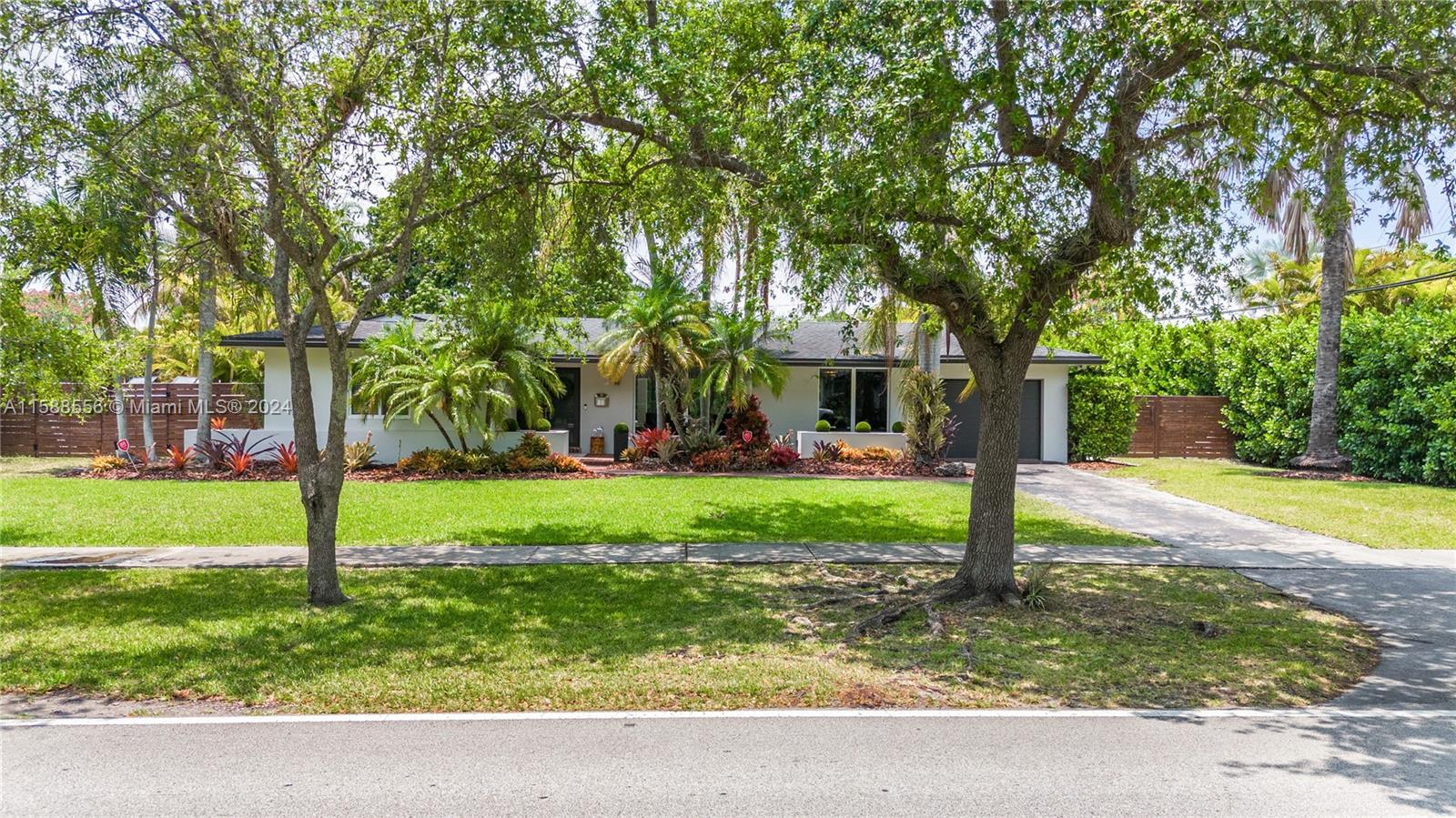 15620 SW 87th Ave
