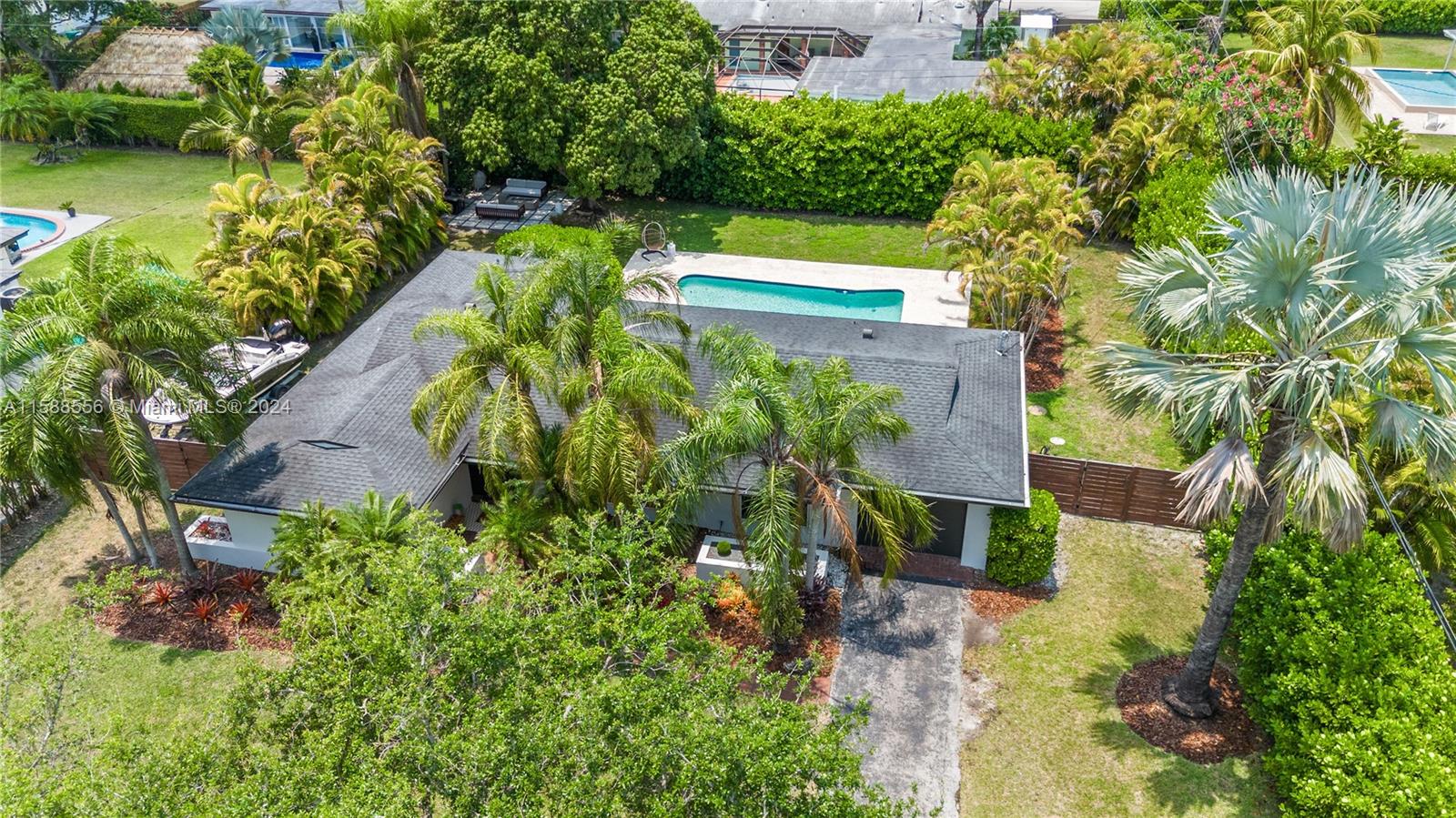 15620 SW 87th Ave