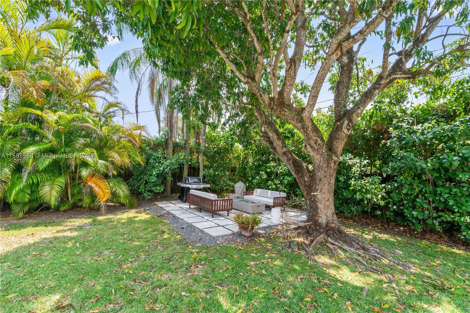15620 SW 87th Ave
