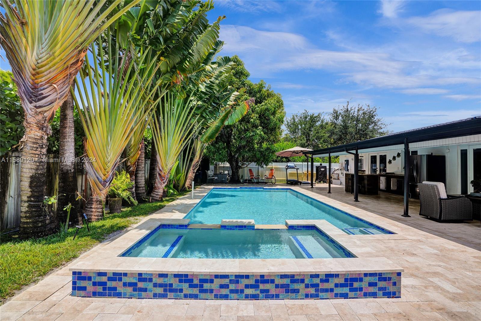 14820 Mahogany Ct