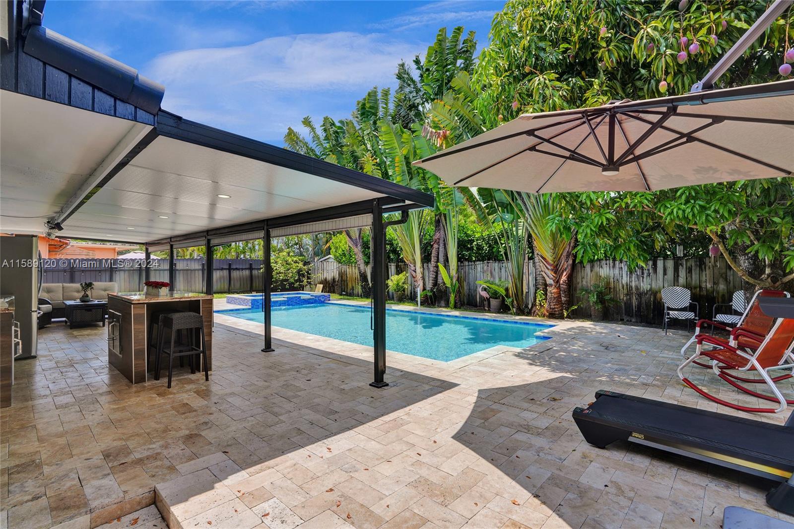 14820 Mahogany Ct