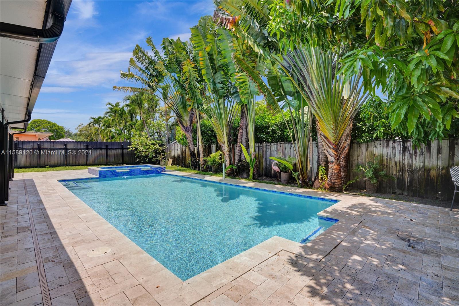 14820 Mahogany Ct