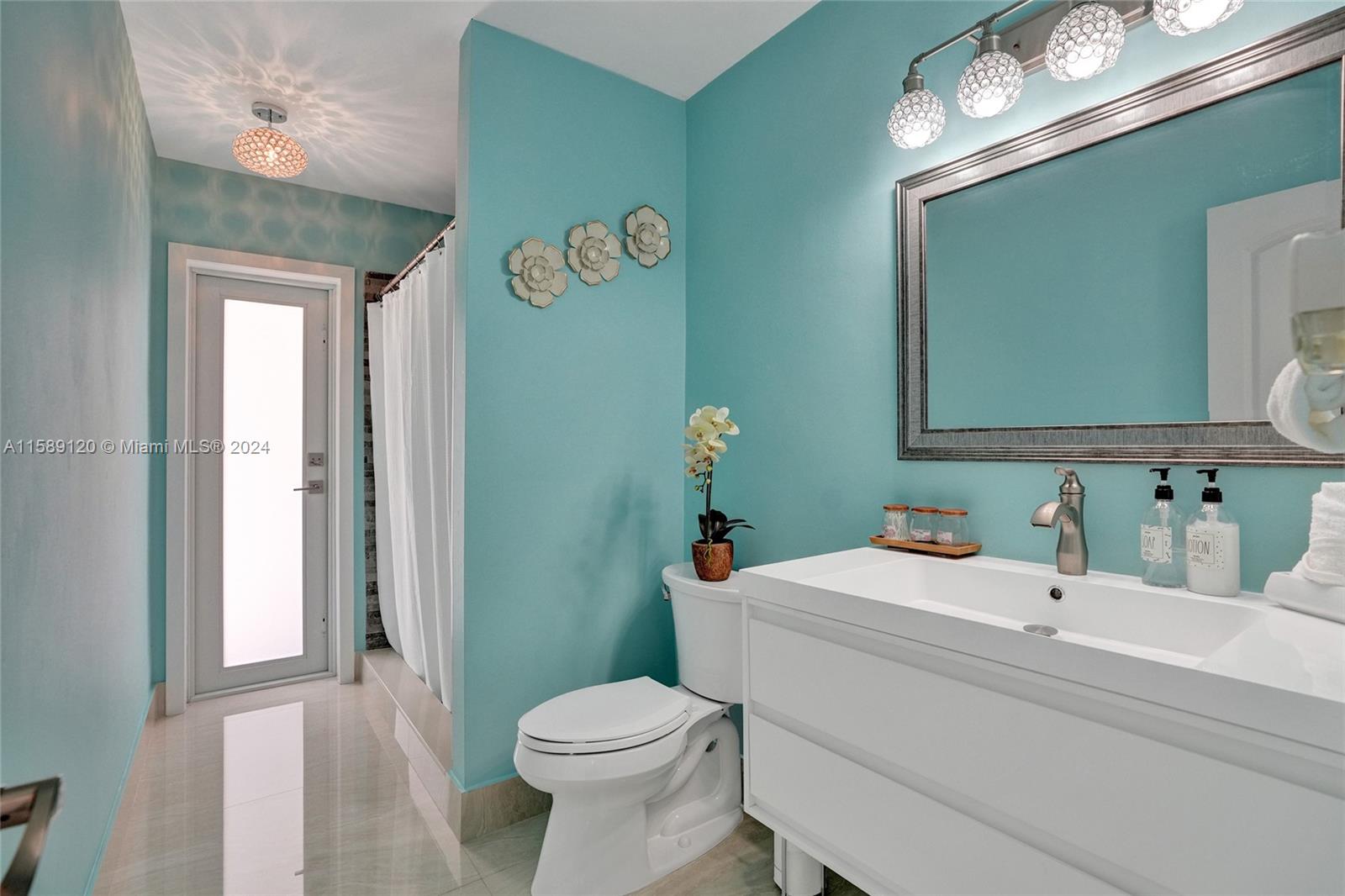 14820 Mahogany Ct