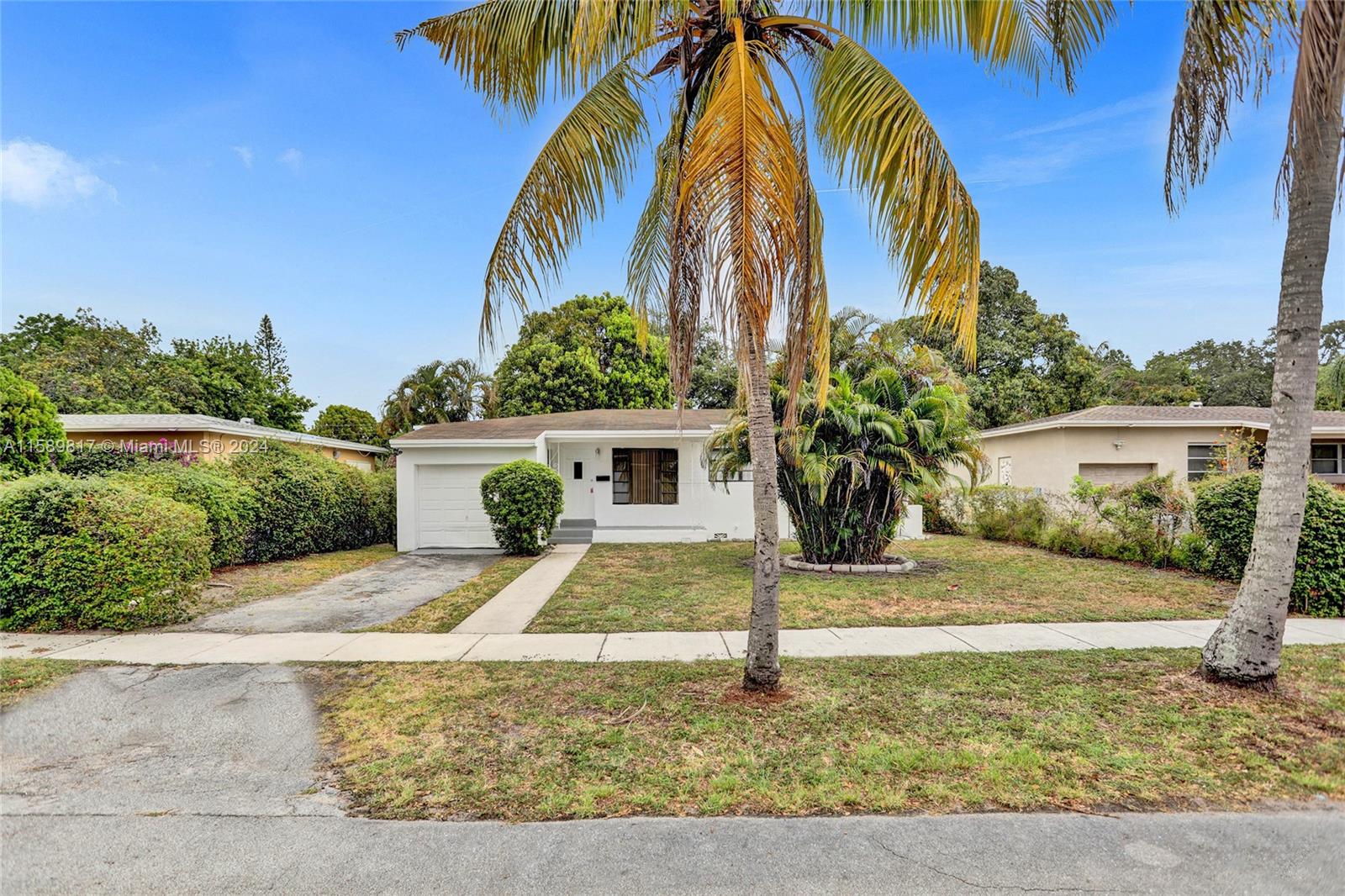 15821 NE 14th Ct