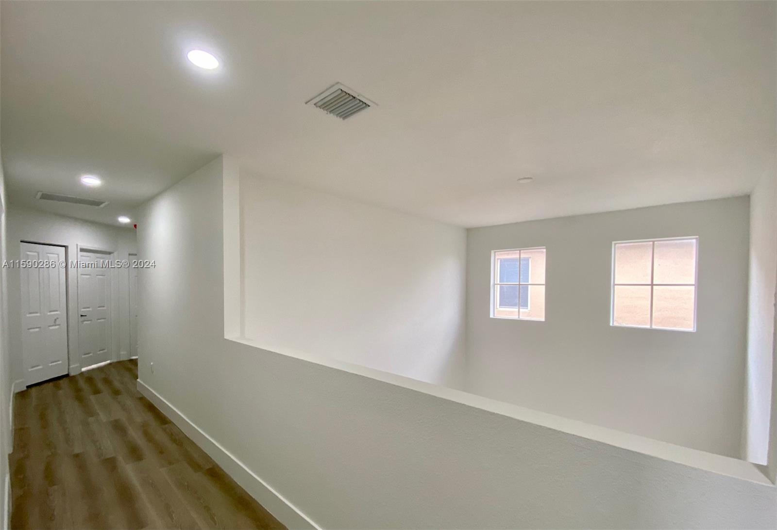 150 SE 21st Ter