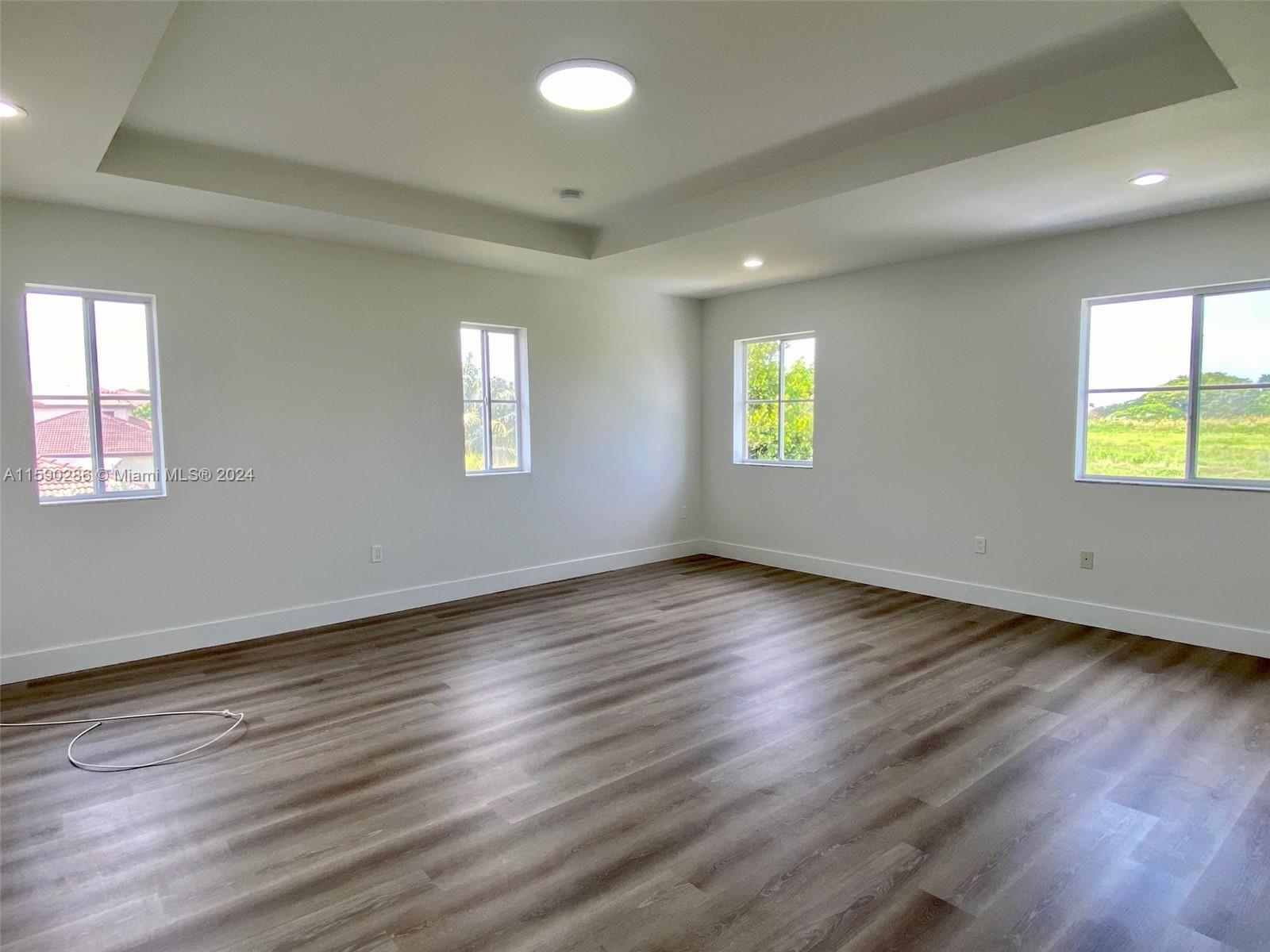 150 SE 21st Ter