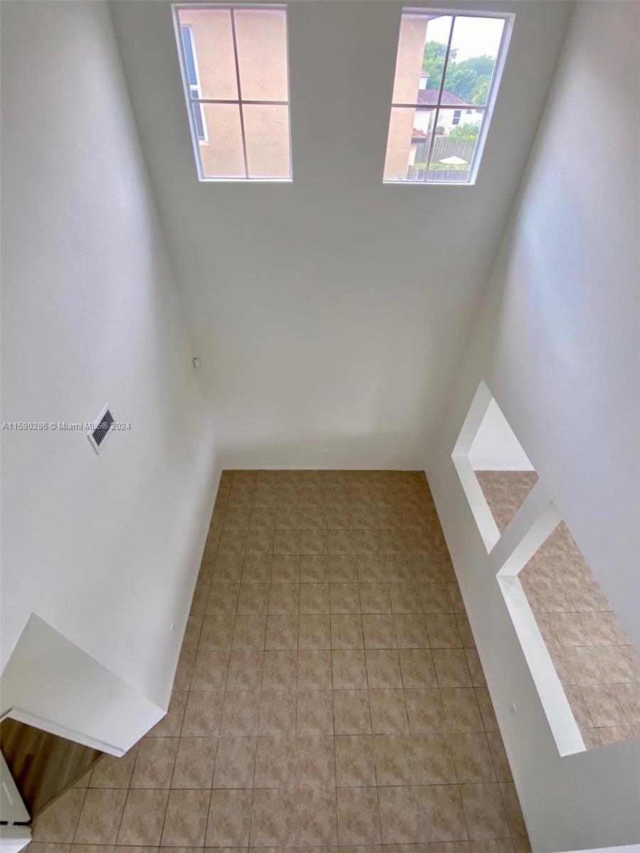 150 SE 21st Ter