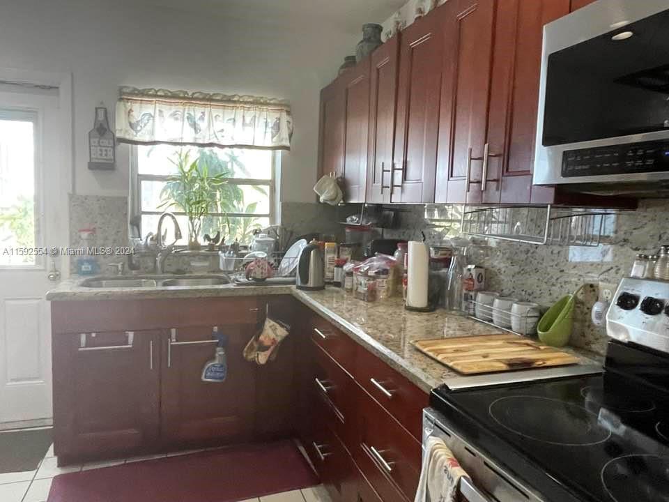 14401 Lincoln Blvd