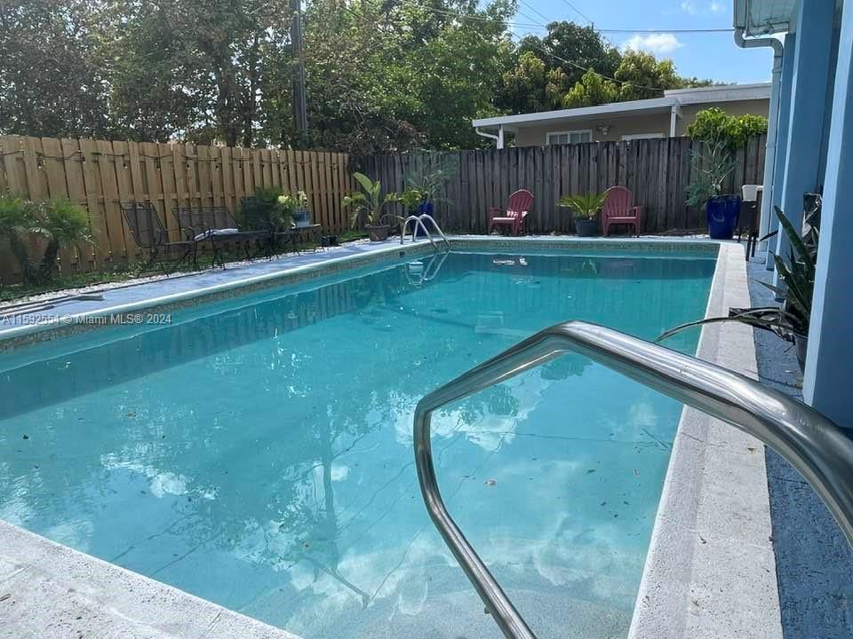 14401 Lincoln Blvd