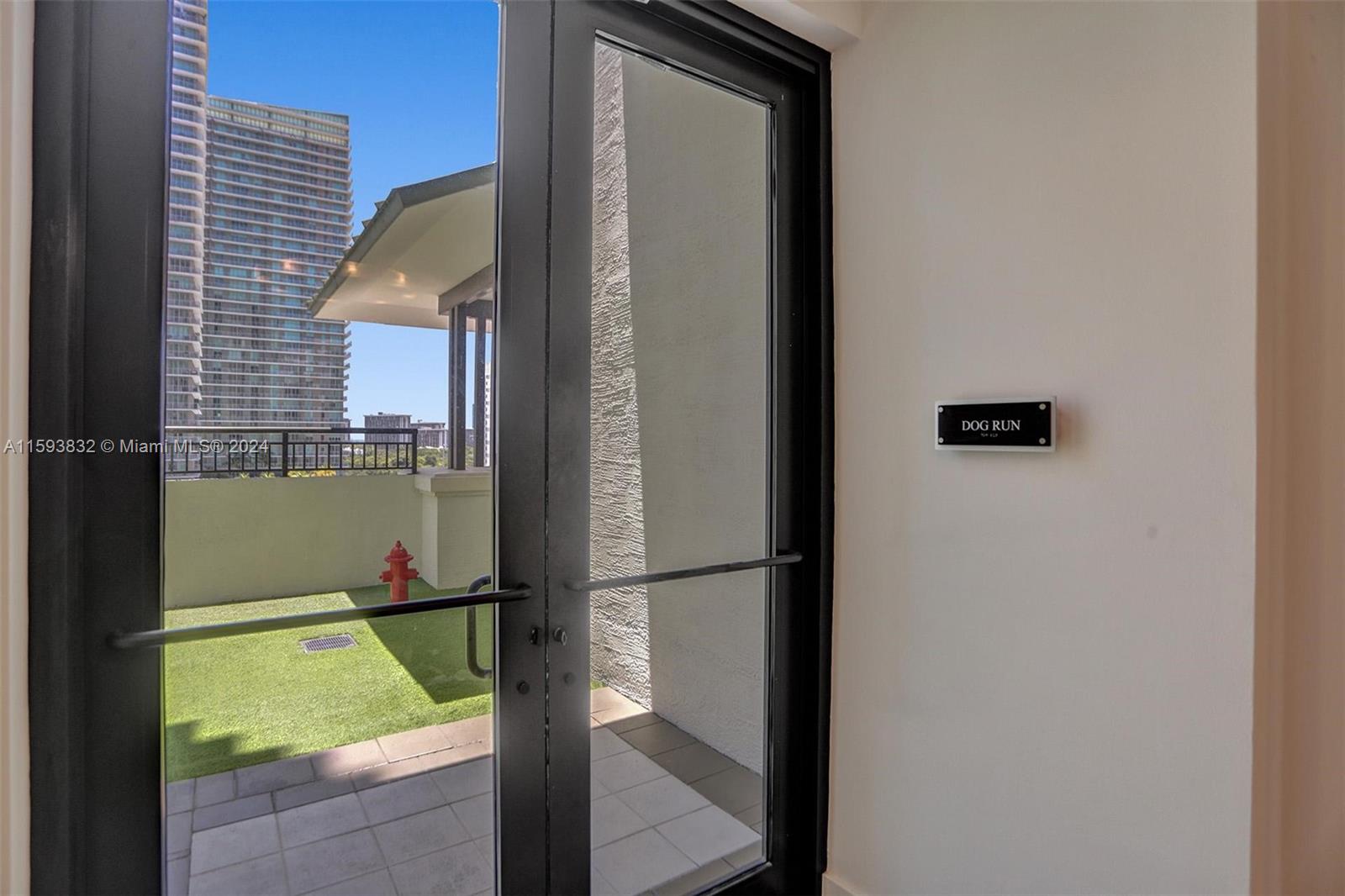 999 SW 1st Ave # 1409