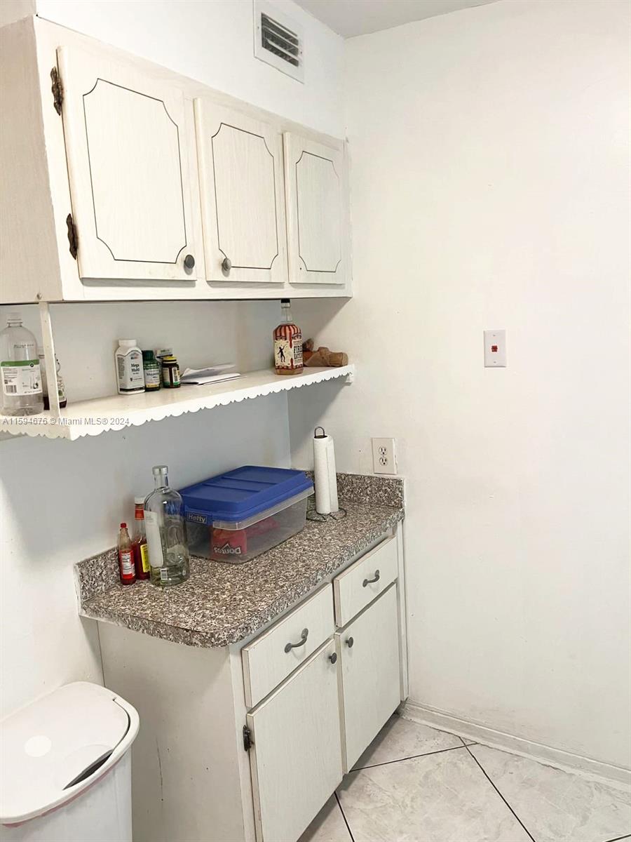 1521 NW 43rd Ave # 107